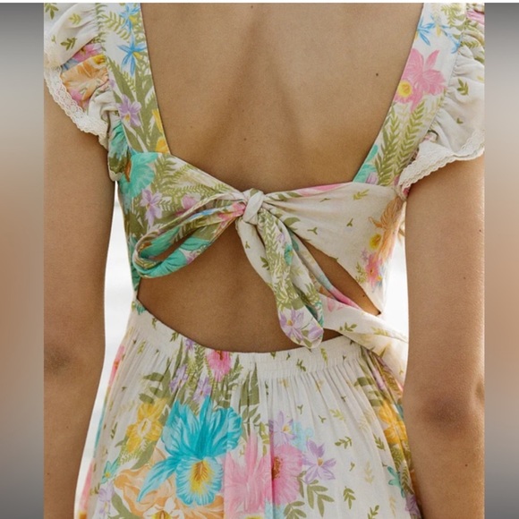 ⚡️Spell Lei-Lei Frill Floral Gown, Size XL, NWT - Picture 4 of 15